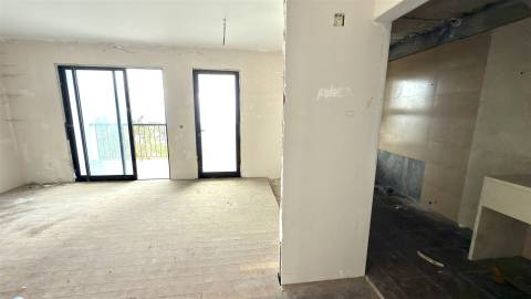 Moradia em Banda T3 Venda em Gaula,Santa Cruz