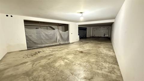 Moradia em Banda T3 Venda em Gaula,Santa Cruz