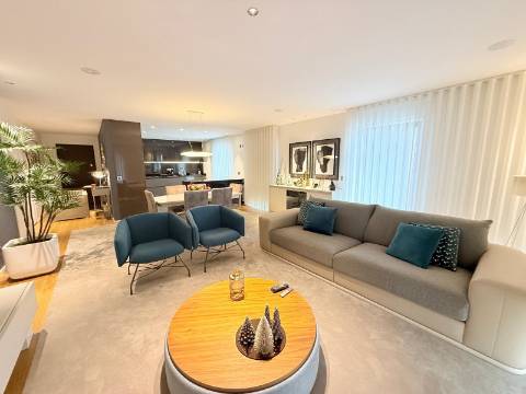 Apartamento T3 Venda em São Martinho,Funchal