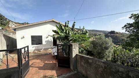 Moradia Isolada T3+2 Venda em Santa Cruz,Santa Cruz