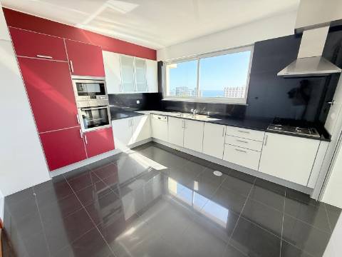 Apartamento T3 Venda em São Martinho,Funchal