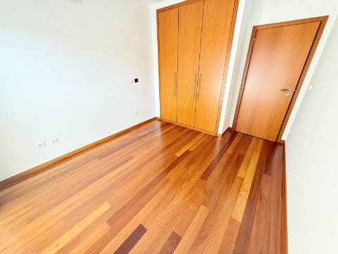 Apartamento T3 Venda em São Martinho,Funchal