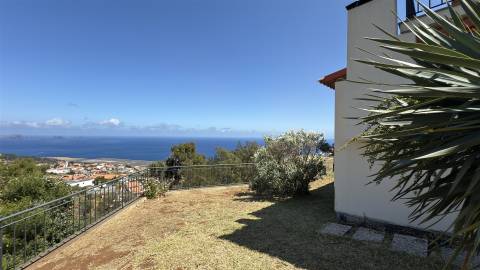 Moradia em Banda T2 Venda em Água de Pena,Machico