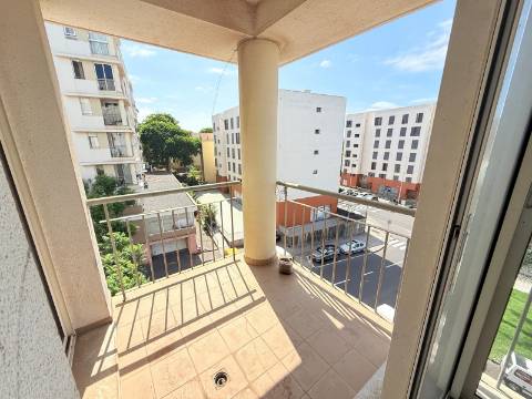 Apartamento T4 Venda em São Martinho,Funchal