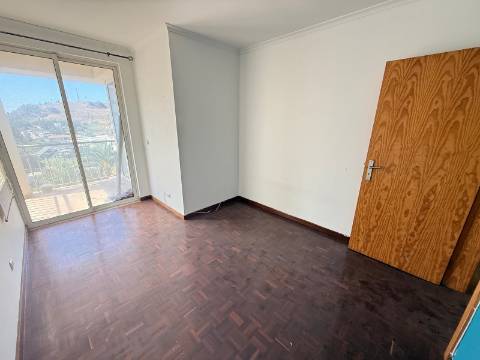 Apartamento T4 Venda em São Martinho,Funchal