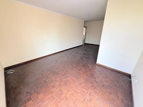 Apartamento T4 Venda em São Martinho,Funchal