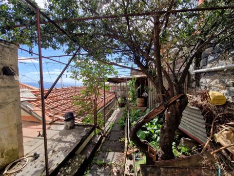 Moradia Isolada T4 Venda em Imaculado Coração de Maria,Funchal