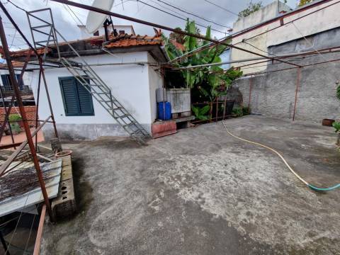 Moradia Isolada T4 Venda em Imaculado Coração de Maria,Funchal