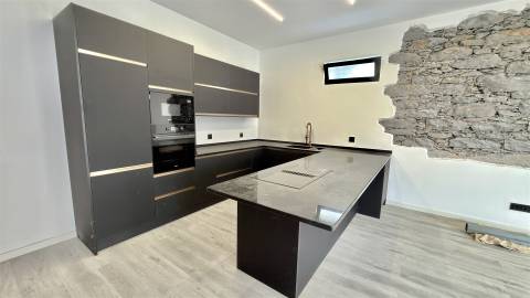 Moradia Isolada T2+1 Venda em São Gonçalo,Funchal