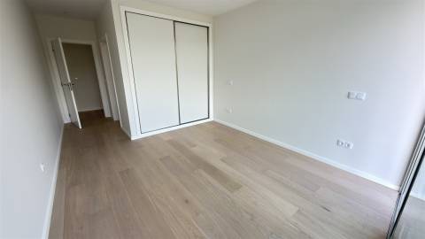 🏡 Moradia T3 de Luxo - Piscina Panorâmica e Vista Mar Definitiva