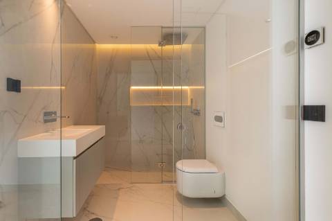 Vista Atlântico | Moradia T4 Exclusiva  e Design Contemporâneo no Funchal