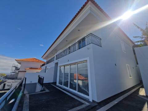 Moradia Geminada T3 Venda em Gaula,Santa Cruz