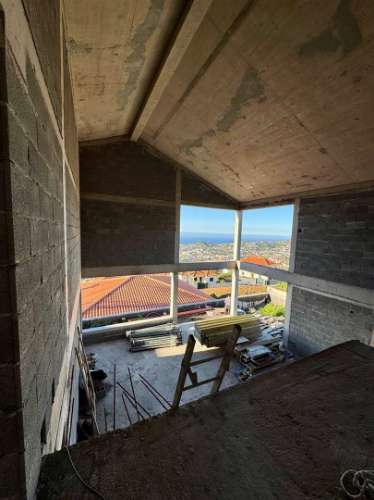 Moradia Contemporânea vista Baia Funchal