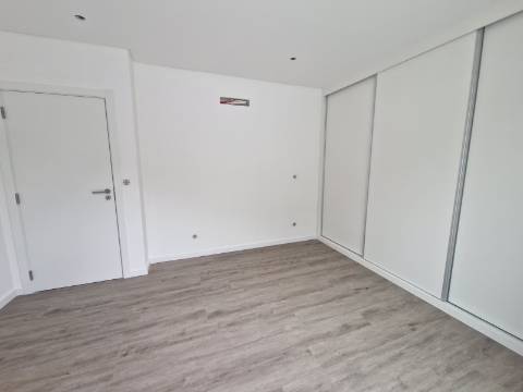 Apartamento T3 Venda em Câmara de Lobos,Câmara de Lobos