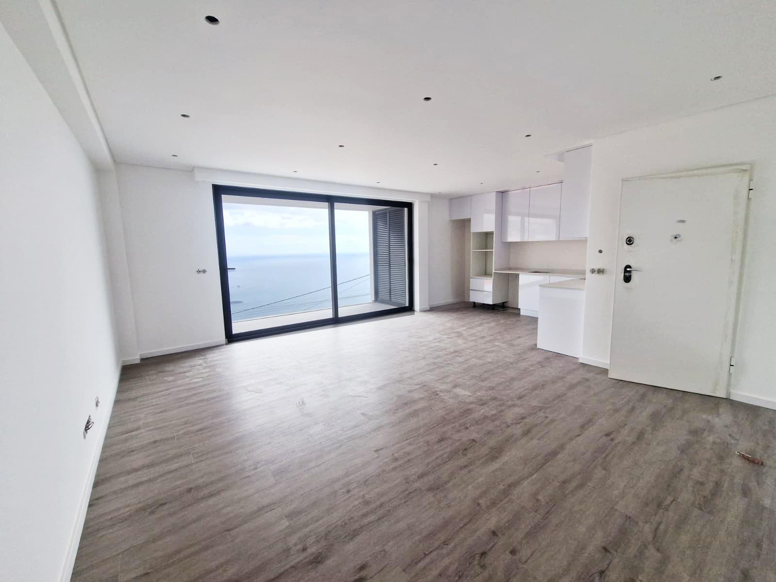 Apartamento T3 Venda em Câmara de Lobos,Câmara de Lobos