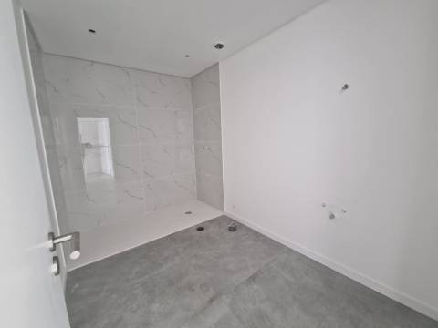 Apartamento T3 Venda em Câmara de Lobos,Câmara de Lobos