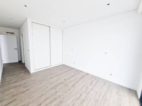 Apartamento T3 Venda em Câmara de Lobos,Câmara de Lobos