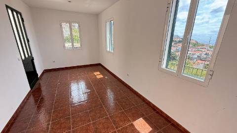 Moradia T3 Venda em Imaculado Coração de Maria,Funchal