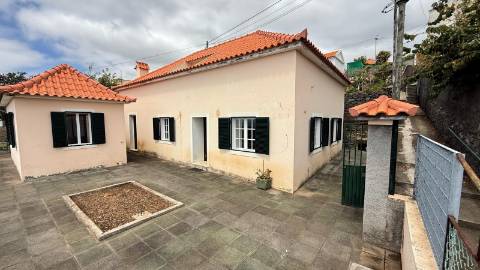 Moradia T3 Venda em Imaculado Coração de Maria,Funchal