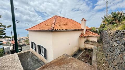 Moradia T3 Venda em Imaculado Coração de Maria,Funchal