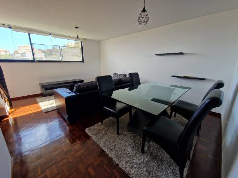 Apartamento T3 Venda em Água de Pena,Machico