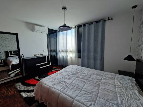 Apartamento T3 Venda em Água de Pena,Machico