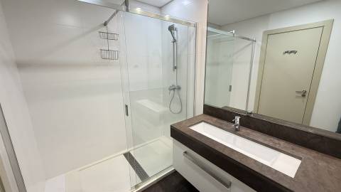 Apartamento T2 Venda em São Martinho,Funchal