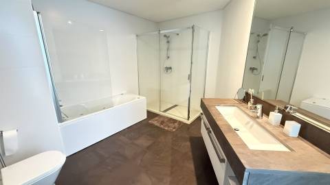 Apartamento T2 Venda em São Martinho,Funchal