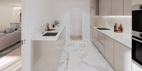 Apartamento T4 Novo - Miraflores