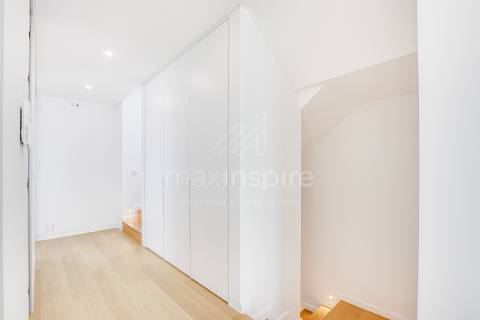 Moradia Contemporânea T3- 10m Parede