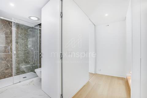 Moradia Contemporânea T3- 10m Parede