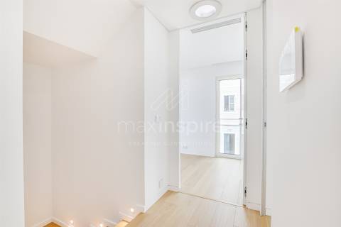 Moradia Contemporânea T3- 10m Parede