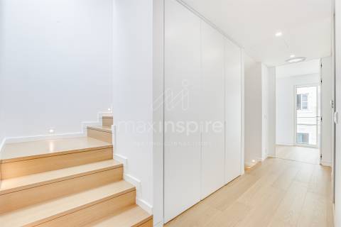 Moradia Contemporânea T3- 10m Parede