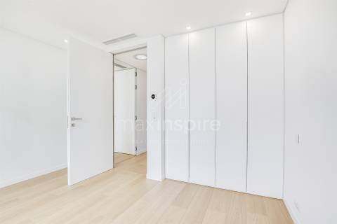 Moradia Contemporânea T3- Vista Mar- 10m Parede