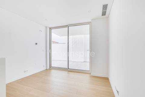 Moradia Contemporânea T3- Vista Mar- 10m Parede