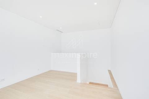 Moradia em Banda T3 Venda em São Domingos de Rana,Cascais