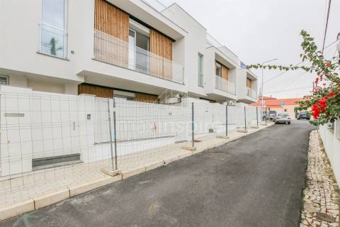 Moradia em Banda T3 Venda em São Domingos de Rana,Cascais