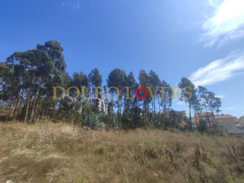 Terreno urbano para venda em Fânzeres - Gondomar