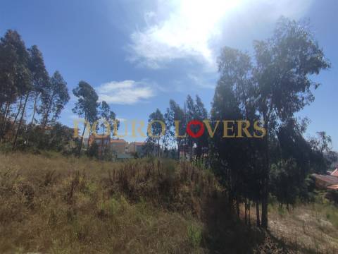 Terreno urbano para venda em Fânzeres - Gondomar