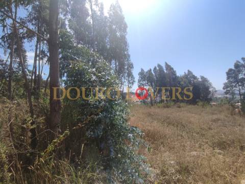 Terreno urbano para venda em Fânzeres - Gondomar