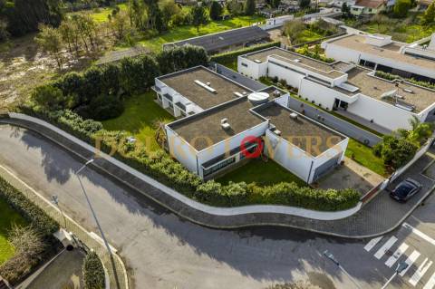 Moradia Térrea T4 para venda em Arcozelo - Vila Nova de Gaia