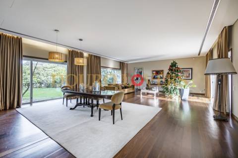 Moradia Térrea T4 para venda em Arcozelo - Vila Nova de Gaia