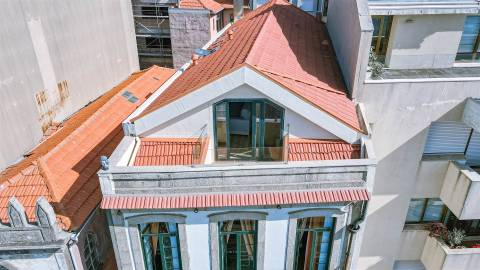 Apartamento T2, último Piso, terraço