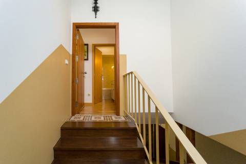 Apartamento T2, último Piso, terraço