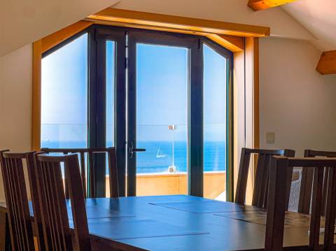 Apartamento T2, último Piso, terraço