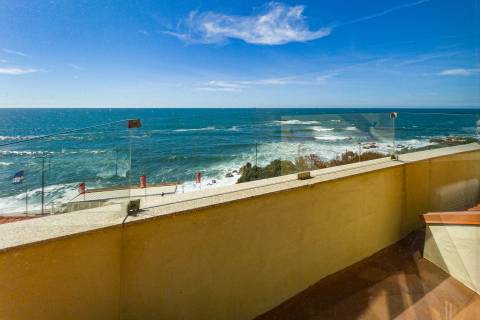 Apartamento T2, último Piso, terraço