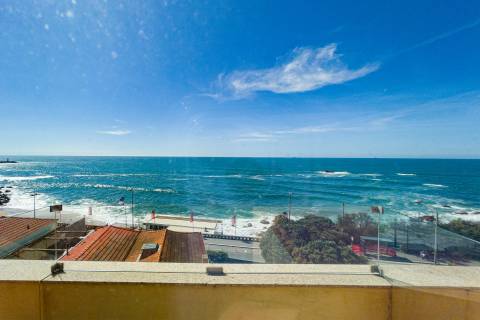 Apartamento T2, último Piso, terraço