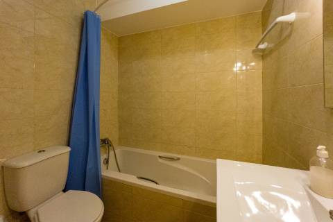 Apartamento T2, último Piso, terraço