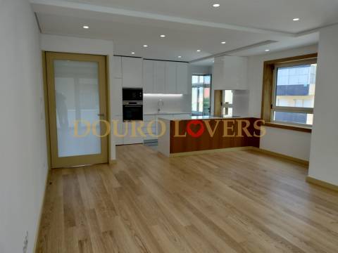 Apartamento T3 para venda na Foz - Porto