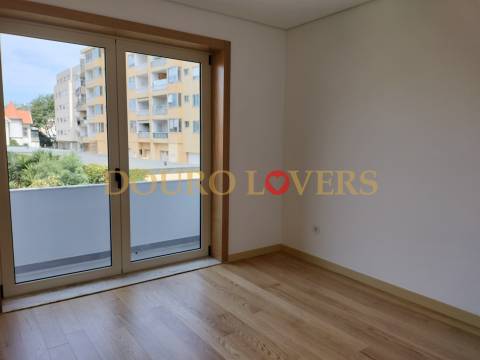 Apartamento T3 para venda na Foz - Porto